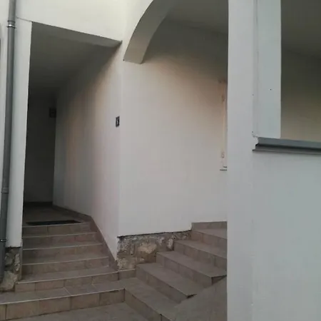 아파트 Apartmani Biograd Na Moru